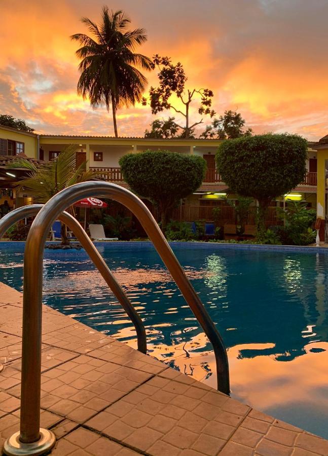Sao Pedro Guesthouse ساو تومي المظهر الخارجي الصورة