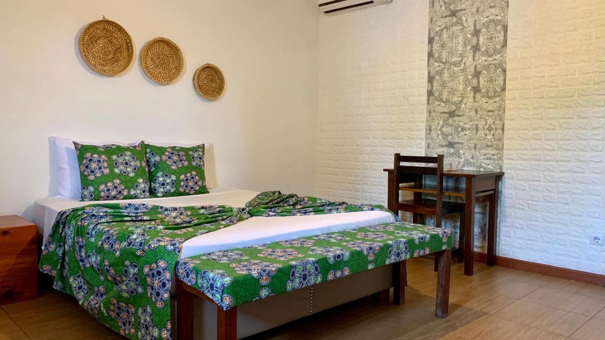 Sao Pedro Guesthouse ساو تومي الغرفة الصورة